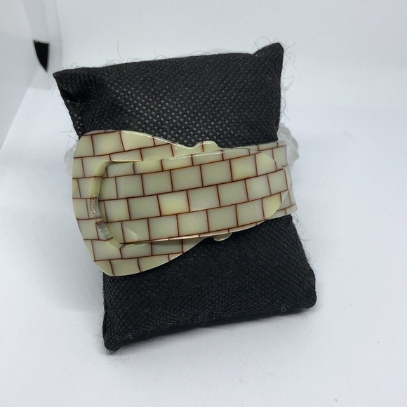 Vintage mother of pearl inlay buckle belt bracelet 6 6.5 wrist - Picture 5 of 5